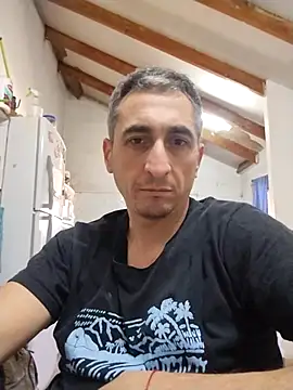 Snapshot of Alejandro83bsf chatting on 1, 7, 2026 Alejandro83bsf online show from 1, 7, 2026