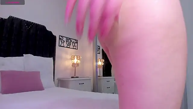 karola   online show from 3, 5, 2026
