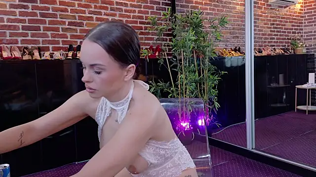 Snapshot of HannahIsabellee chatting on 26, 5, 2026 HannahIsabellee online show from 26, 5, 2026