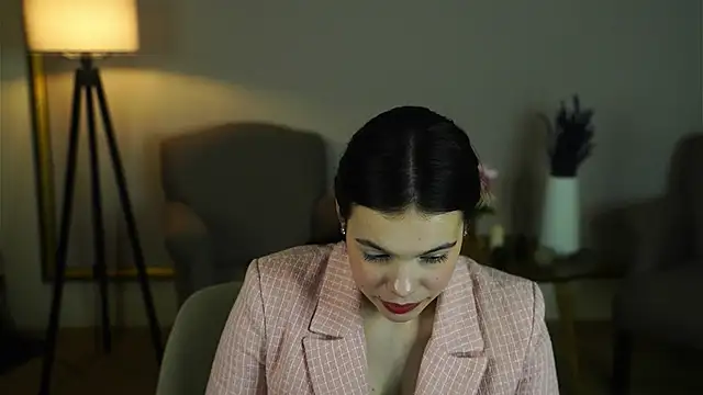 SeemaPelchat online show from 27, 4, 2026