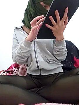 ursecretbunny online show from 27, 4, 2026