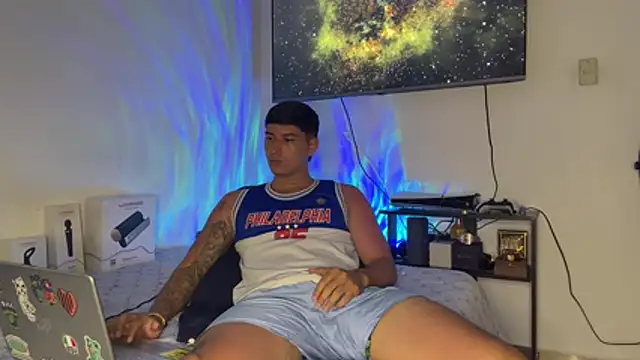 SexxxySquirterStev777 online show from 4, 5, 2026