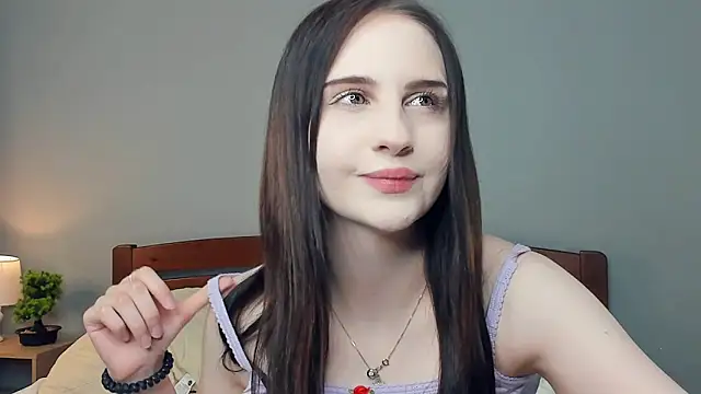 AlfredaSuttle online show from 27, 5, 2026
