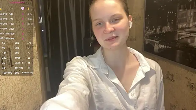 LongChillGerl online show from 26, 6, 2026