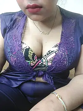 Snapshot of HD_Queen_69 chatting on 4, 7, 2026 HD Queen 69 online show from 4, 7, 2026