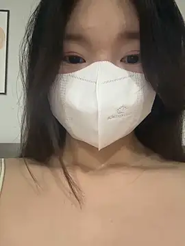 Ni Tran online show from 4, 5, 2026