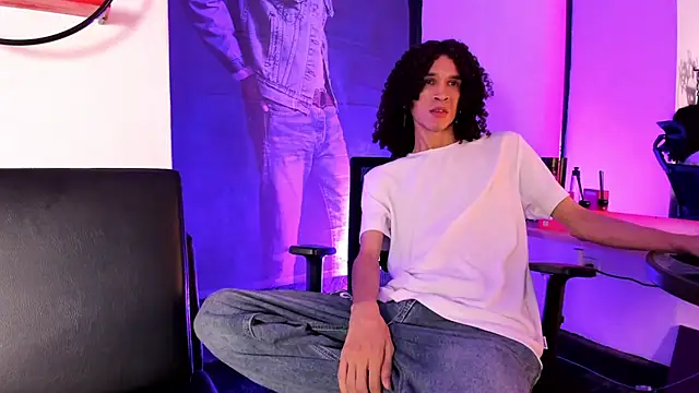 anddy hugecock online show from 7, 7, 2026