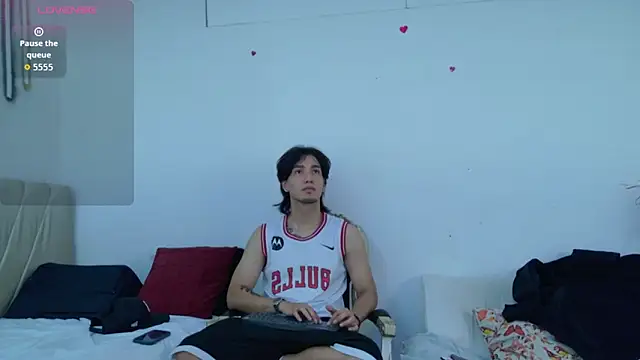 Snapshot of sweetauracouple chatting on 17, 6, 2026 sweetauracouple online show from 17, 6, 2026