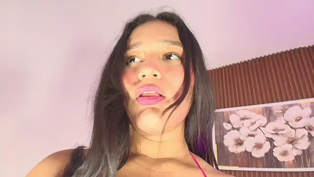 Snapshot of Sara_Chanel_ chatting on 12, 6, 2026 Sara Chanel online show from 12, 6, 2026