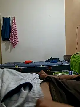Snapshot of kangaroo_man1 chatting on 29, 4, 2026 kangaroo man1 online show from 29, 4, 2026