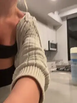 Snapshot of kenziesmithh chatting on 30, 4, 2026 kenziesmithh online show from 30, 4, 2026