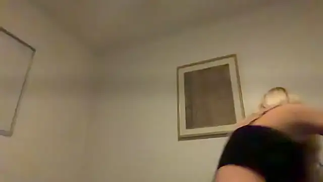 Snapshot of kenziesmithh chatting on 19, 5, 2026 kenziesmithh online show from 19, 5, 2026