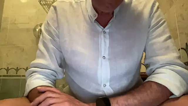 Snapshot of henrybull007 chatting on 14, 6, 2026 henrybull007 online show from 14, 6, 2026