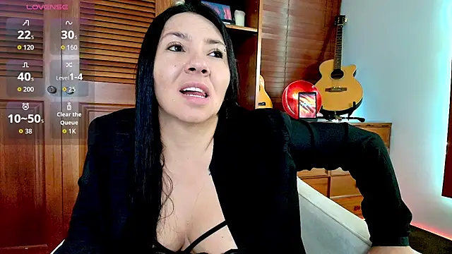Snapshot of Taliapeach chatting on 6, 5, 2026 Taliapeach online show from 6, 5, 2026