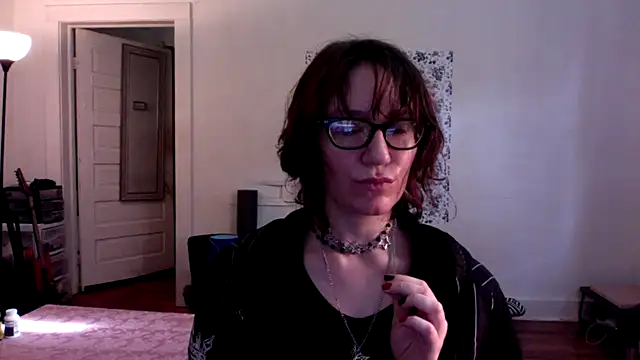 AnnywnBelle online show from 28, 4, 2026