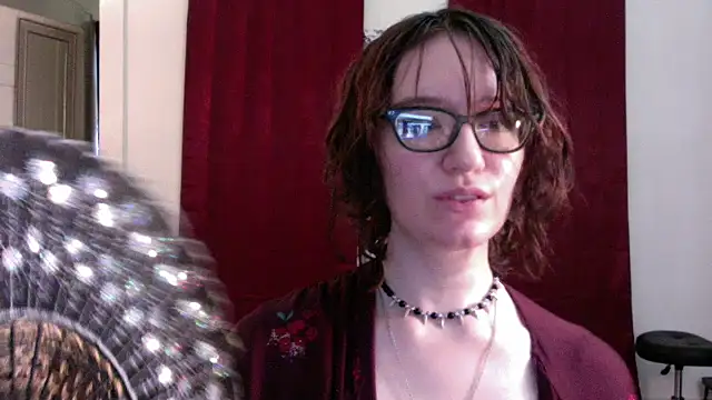 Snapshot of AnnywnBelle chatting on 7, 5, 2026 AnnywnBelle online show from 7, 5, 2026