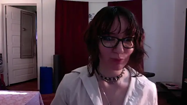 Snapshot of AnnywnBelle chatting on 10, 5, 2026 AnnywnBelle online show from 10, 5, 2026
