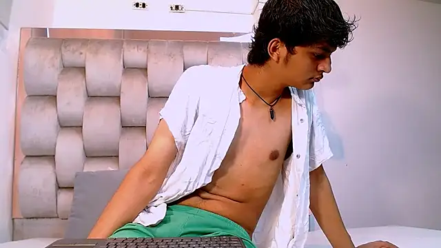 SahirCharm online show from 30, 5, 2026