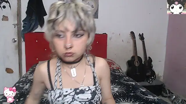 Cute Chrixxx online show from 25, 5, 2026