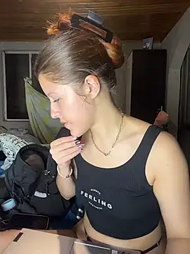 Snapshot of Ally_sunnn chatting on 15, 5, 2026 Ally sunnn online show from 15, 5, 2026
