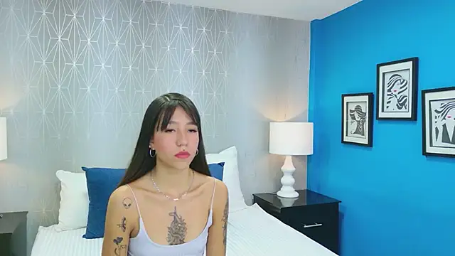 Snapshot of VioletSweetts chatting on 20, 5, 2026 VioletSweetts online show from 20, 5, 2026