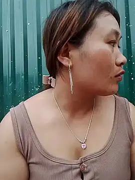 Lusy bae online show from 29, 4, 2026