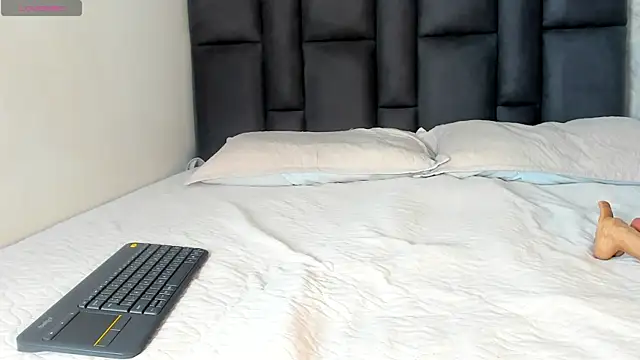 Snapshot of maddy__howard chatting on 15, 7, 2026 maddy howard online show from 15, 7, 2026