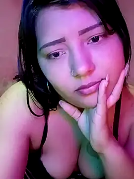 Estrellitadelmar online show from 3, 6, 2026