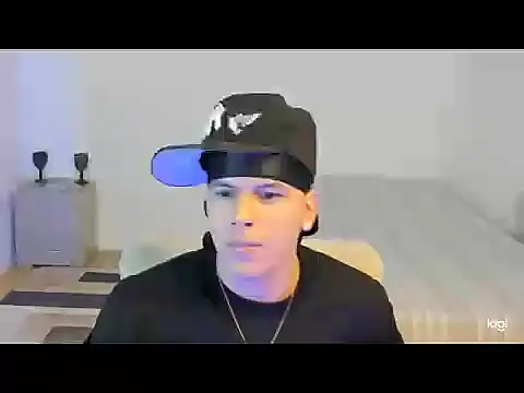 Snapshot of sant_wahlberg chatting on 10, 5, 2026 sant wahlberg online show from 10, 5, 2026