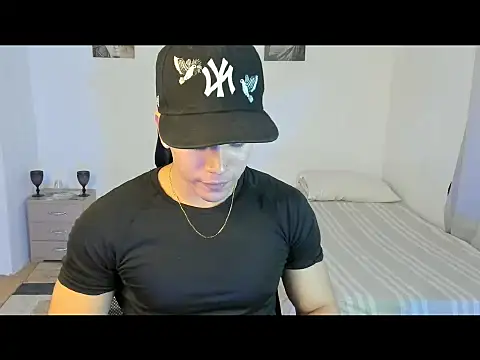 Snapshot of sant_wahlberg chatting on 27, 5, 2026 sant wahlberg online show from 27, 5, 2026