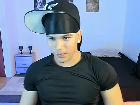 Snapshot of sant_wahlberg chatting on 22, 7, 2026 sant wahlberg online show from 22, 7, 2026