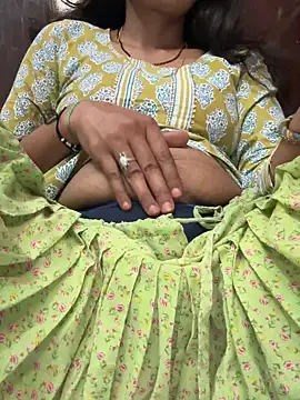 Cute nisha4 online show from 28, 4, 2026