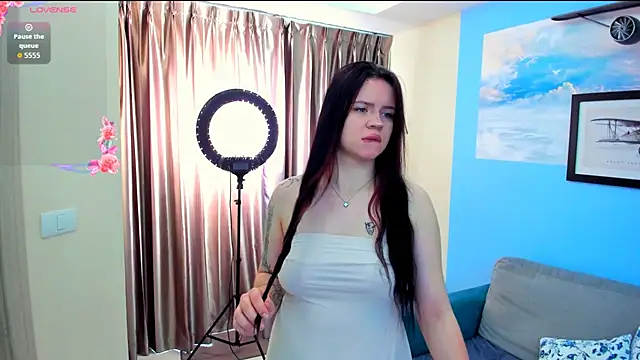 Snapshot of Evelyne_xx chatting on 20, 5, 2026 Evelyne xx online show from 20, 5, 2026