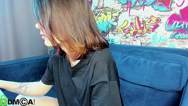Snapshot of Kira_Be11 chatting on 2, 6, 2026 Kira Be11 online show from 2, 6, 2026