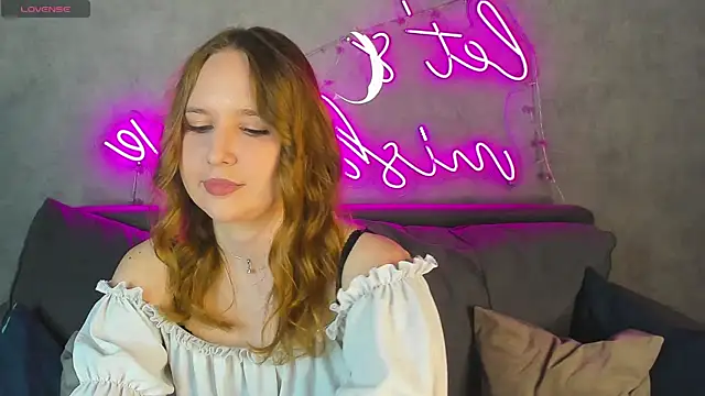 Emmaa Kimm online show from 28, 5, 2026