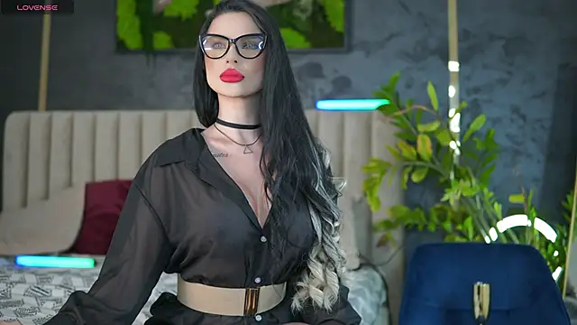 CharmingChrisss online show from 8, 5, 2026