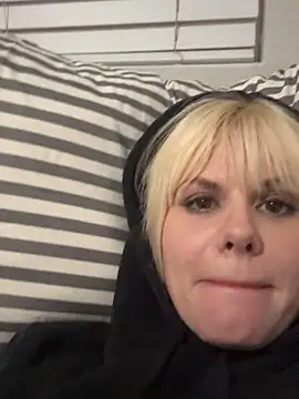 Ever Hayden online show from 1, 5, 2026