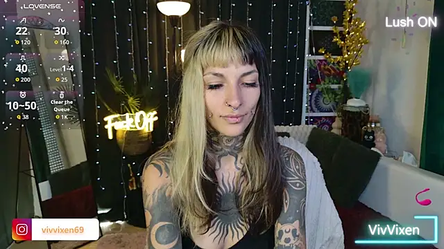 VivVixen online show from 15, 7, 2026