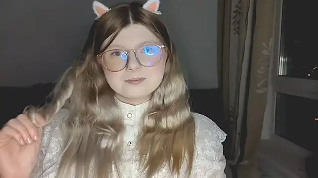 Snapshot of YukiBlush chatting on 12, 5, 2026 YukiBlush online show from 12, 5, 2026