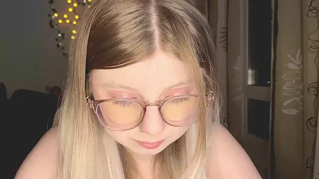 YukiBlush online show from 16, 7, 2026