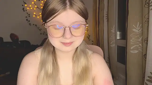 YukiBlush online show from 25, 7, 2026