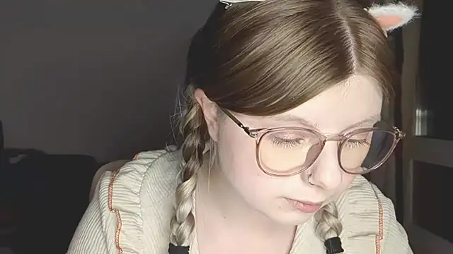 Snapshot of YukiBlush chatting on 20, 5, 2026 YukiBlush online show from 20, 5, 2026