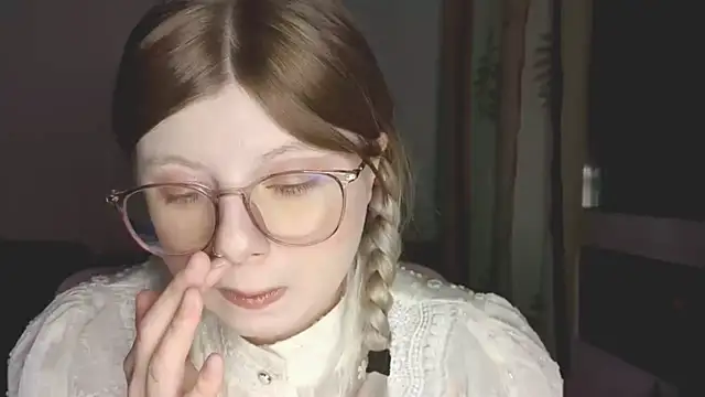 Snapshot of YukiBlush chatting on 22, 5, 2026 YukiBlush online show from 22, 5, 2026