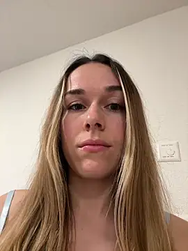 Naomi-Smile online show from 28, 4, 2026
