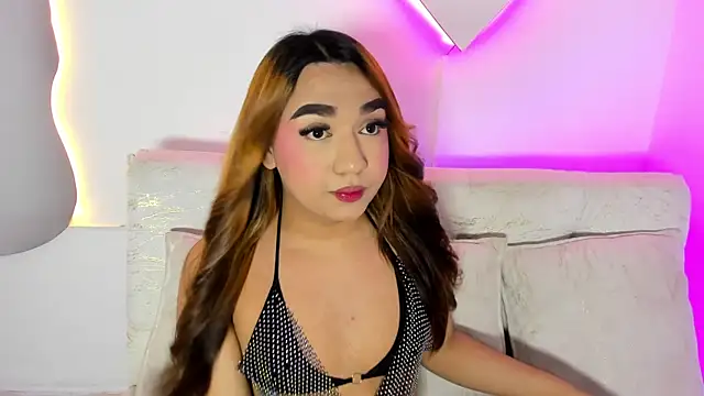 LiaCampbell  online show from 25, 7, 2026