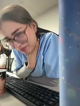 Sweet Milaa1 online show from 30, 5, 2026