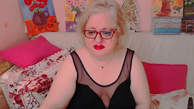 Snapshot of Maturelove_xxx chatting on 19, 5, 2026 Maturelove xxx online show from 19, 5, 2026