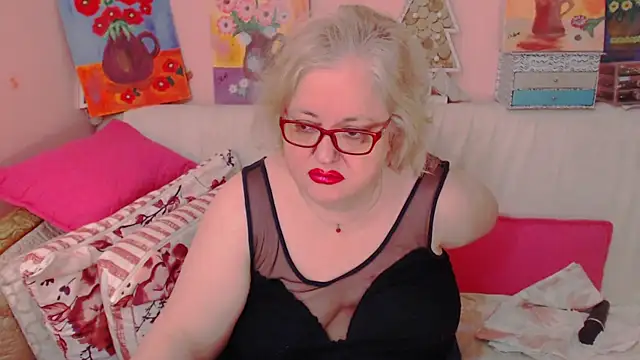 Snapshot of Maturelove_xxx chatting on 25, 5, 2026 Maturelove xxx online show from 25, 5, 2026