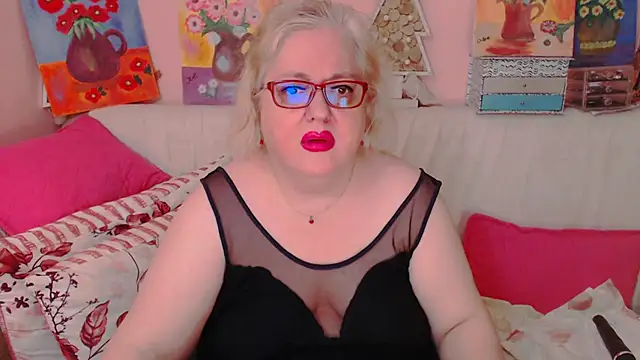 Snapshot of Maturelove_xxx chatting on 3, 6, 2026 Maturelove xxx online show from 3, 6, 2026