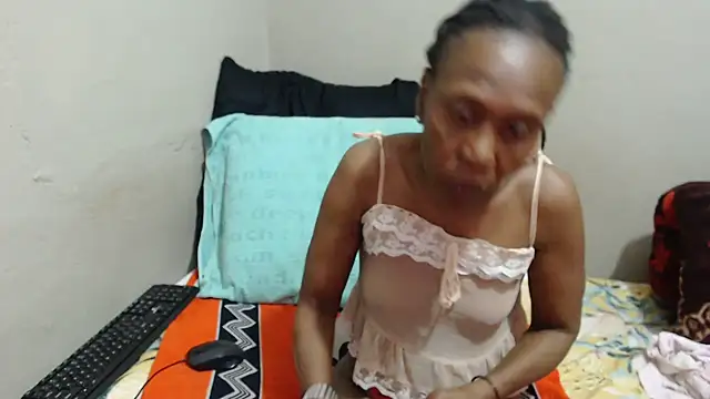 Snapshot of Ebonysweetcougar chatting on 14, 7, 2026 Ebonysweetcougar online show from 14, 7, 2026